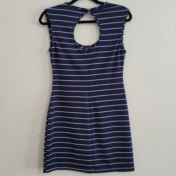 Scoop Neck Striped Nautical Tank Dress with Keyhole Back Detail - Picture 2 of 6